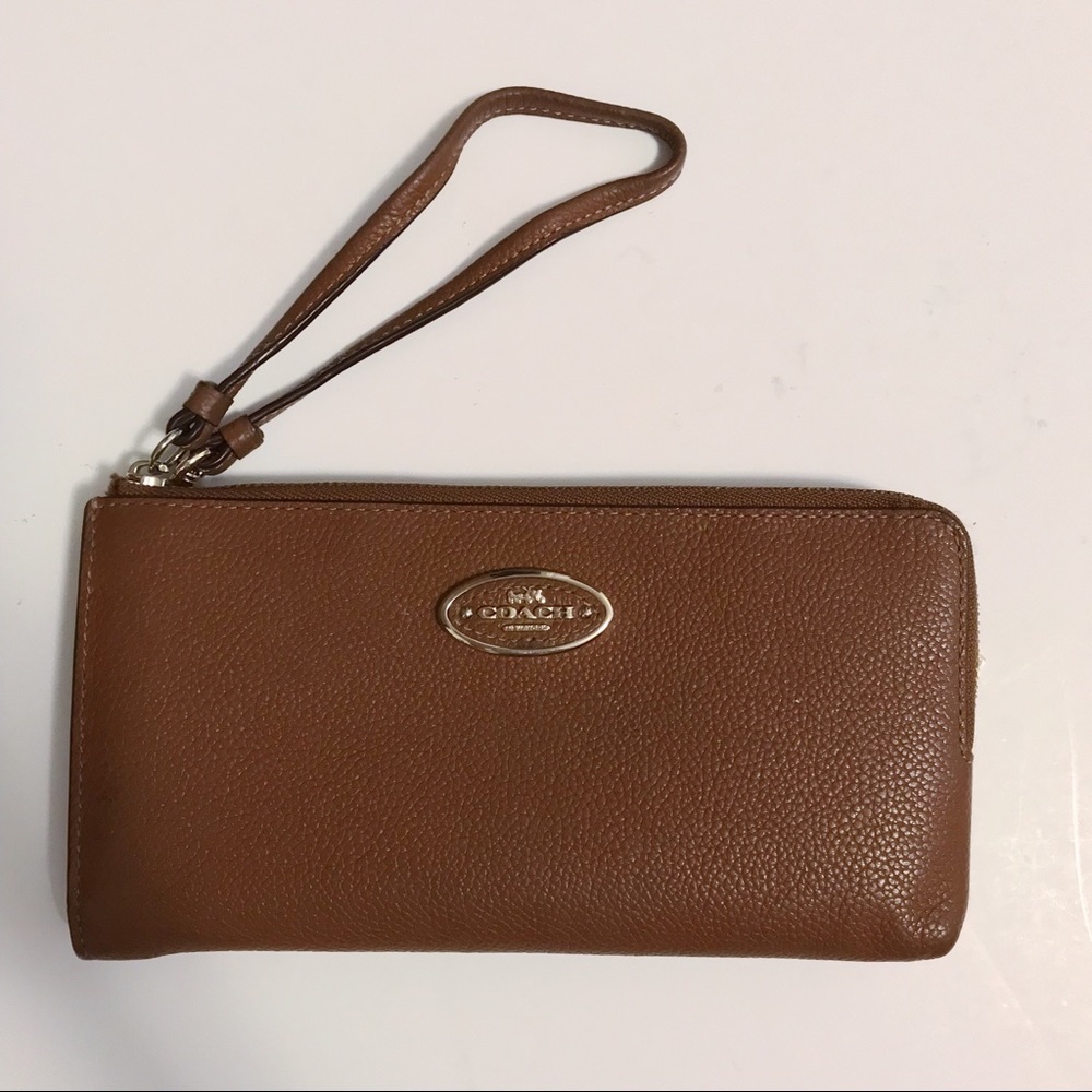 SALE! Coach Wristlet (Brown)