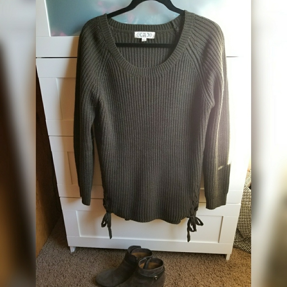 Fall tie-up sweater!
