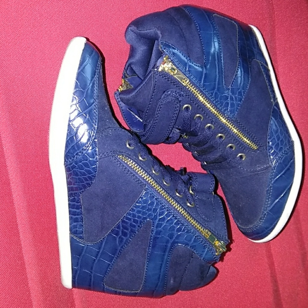 Hidden Hills Shoes