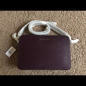 Michael Kors Jet Set Crossbody