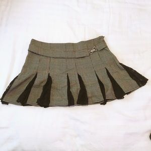 Arden B. Pleated Mini Skirt 🌸