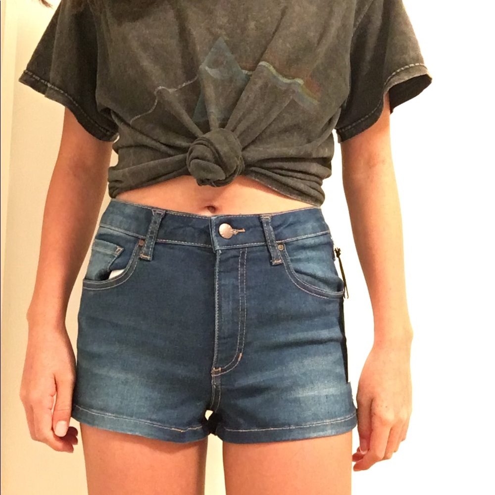 NWT F21 shorts
