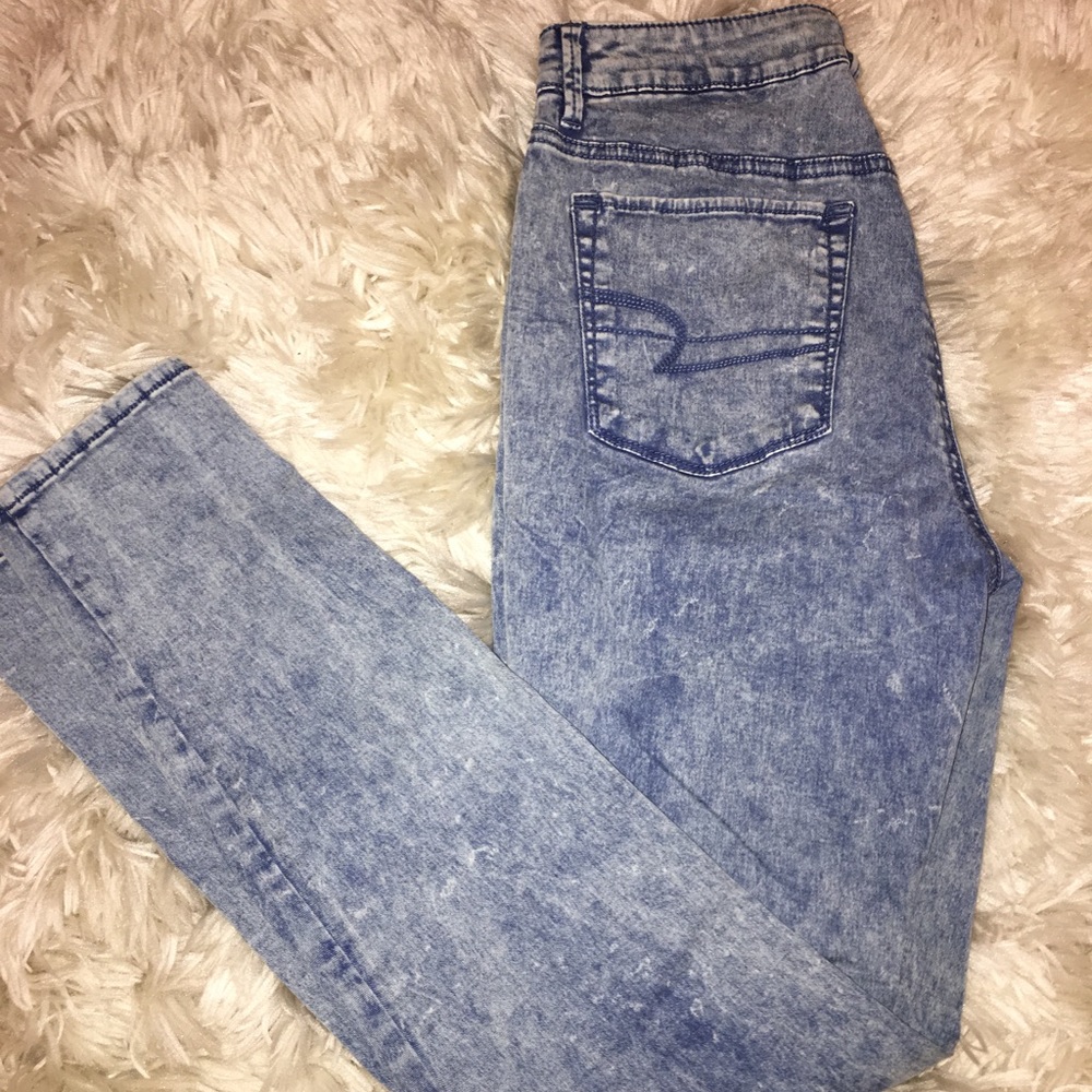 High wasted American Eagle jeans