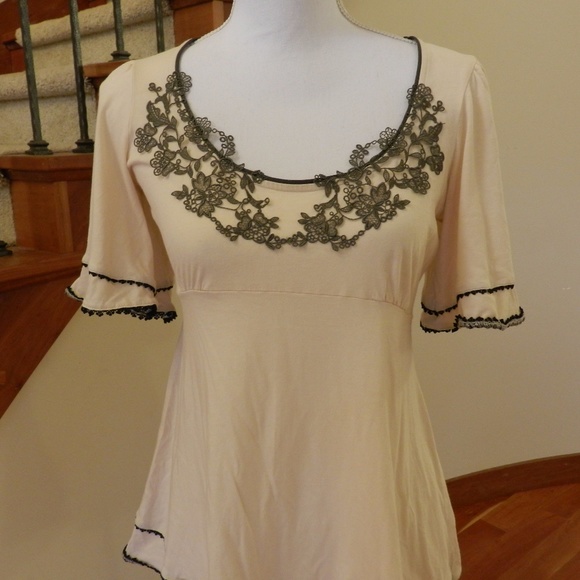 On The Breeze blouse by RicRac - Picture 2 of 7