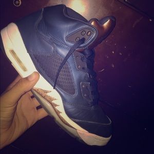 Jordan 5 “bronze tongue”