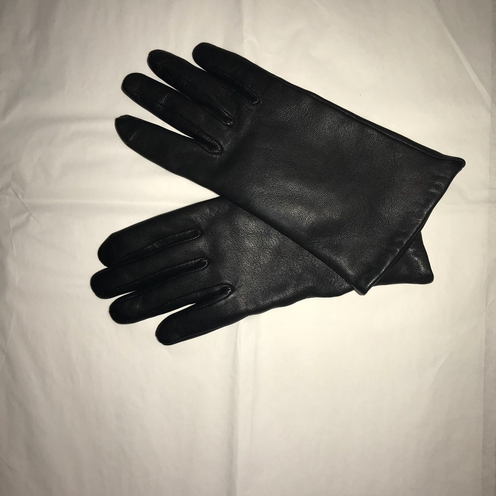 Black leather gloves