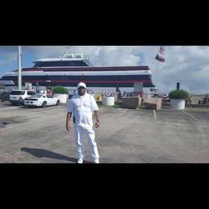 Meet your Posher, Eric