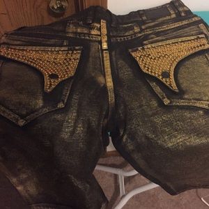 Meet your Posher, Israell