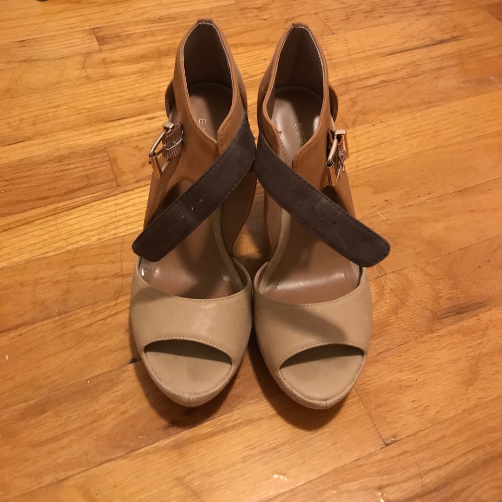 Cut-Out Wedge