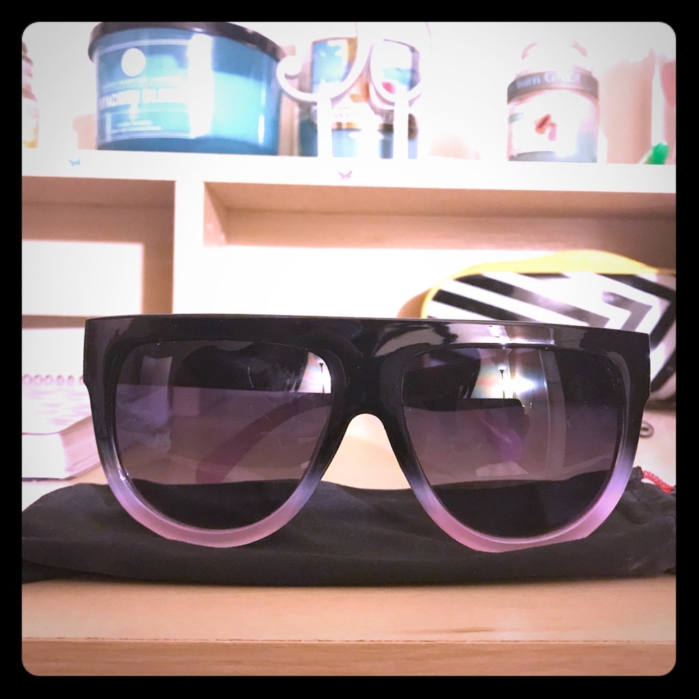 Ombré black and pink sunglasses
