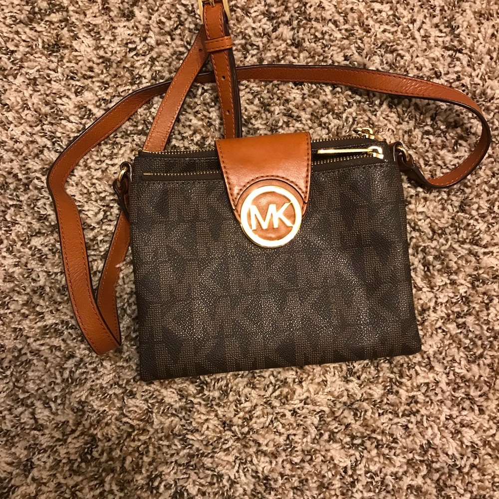 Micheal kor purse.