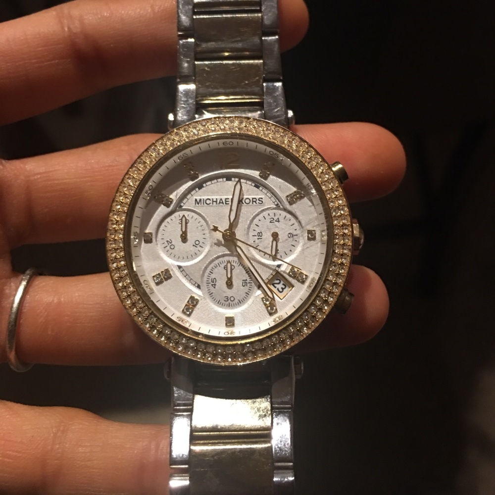 Mk watch