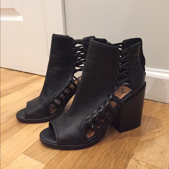 Dolce Vita Black Block Heels - size 6 - Picture 1 of 5