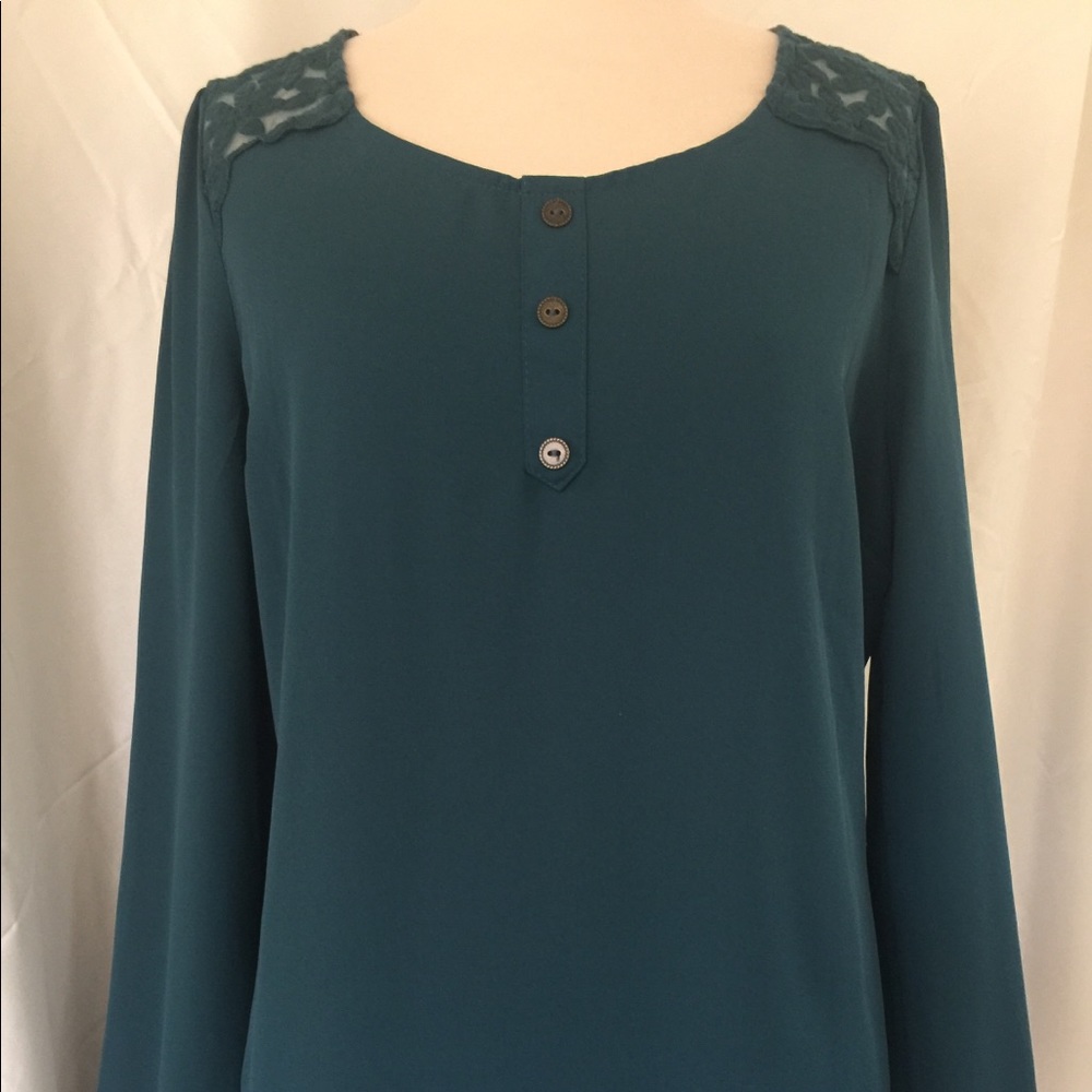 Sale  !! Mine turquoise blouse Anthropologie