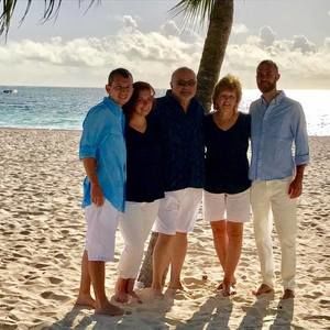 Meet your Posher, Alexander