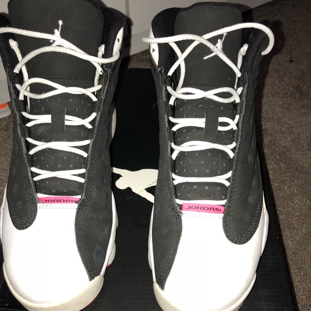 Jordan 13s hyper pink