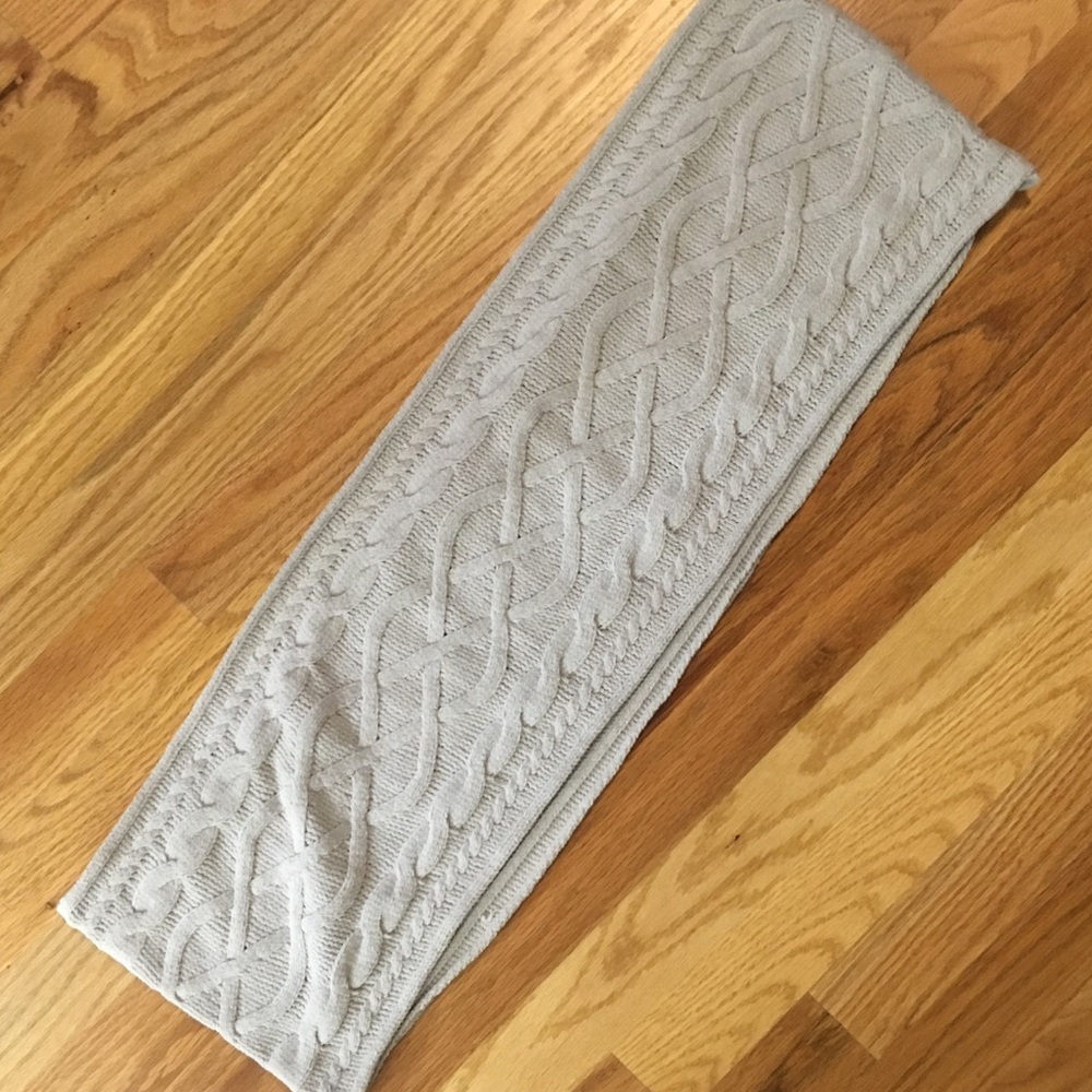 Infinity neck scarf