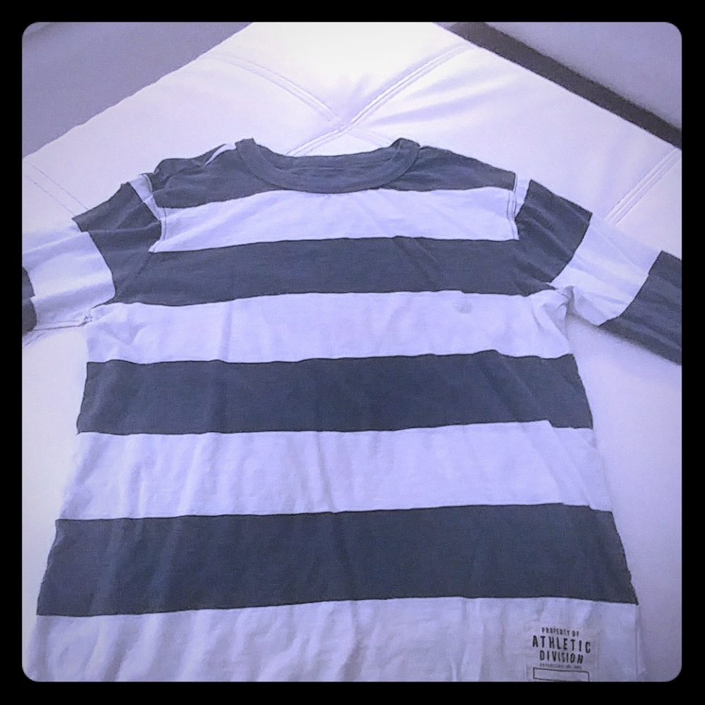 Grey and white striped long-sleeve tee shirt