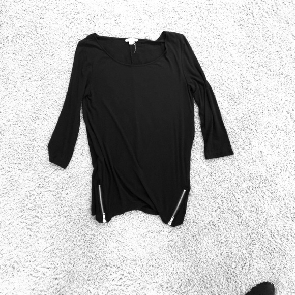 Zipper Tee - Picture 1 of 1