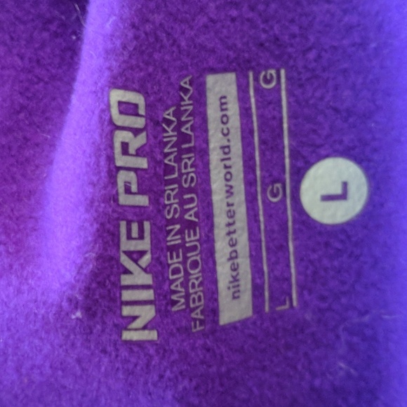 SOLD Nike Pro Dri-fit Jacket Purple - Large - Picture 5 of 6