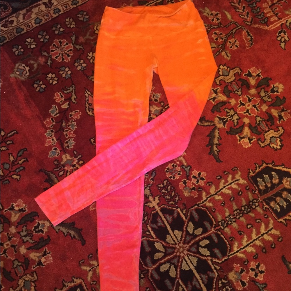 Hard tail leggings