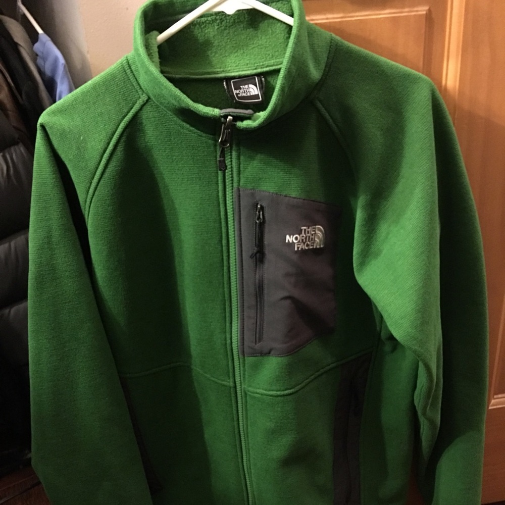 Men’s North Face zip-up Jacket, Size Medium