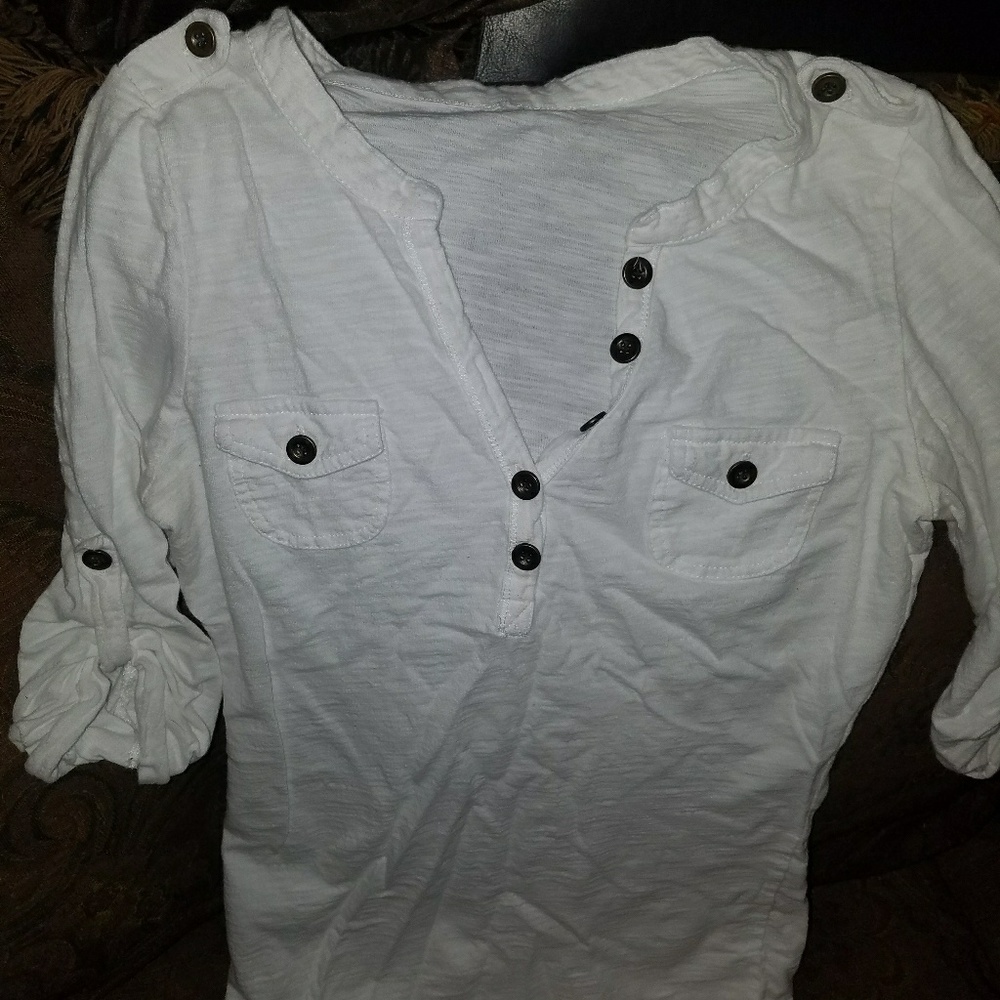3/4 sleeve shirt