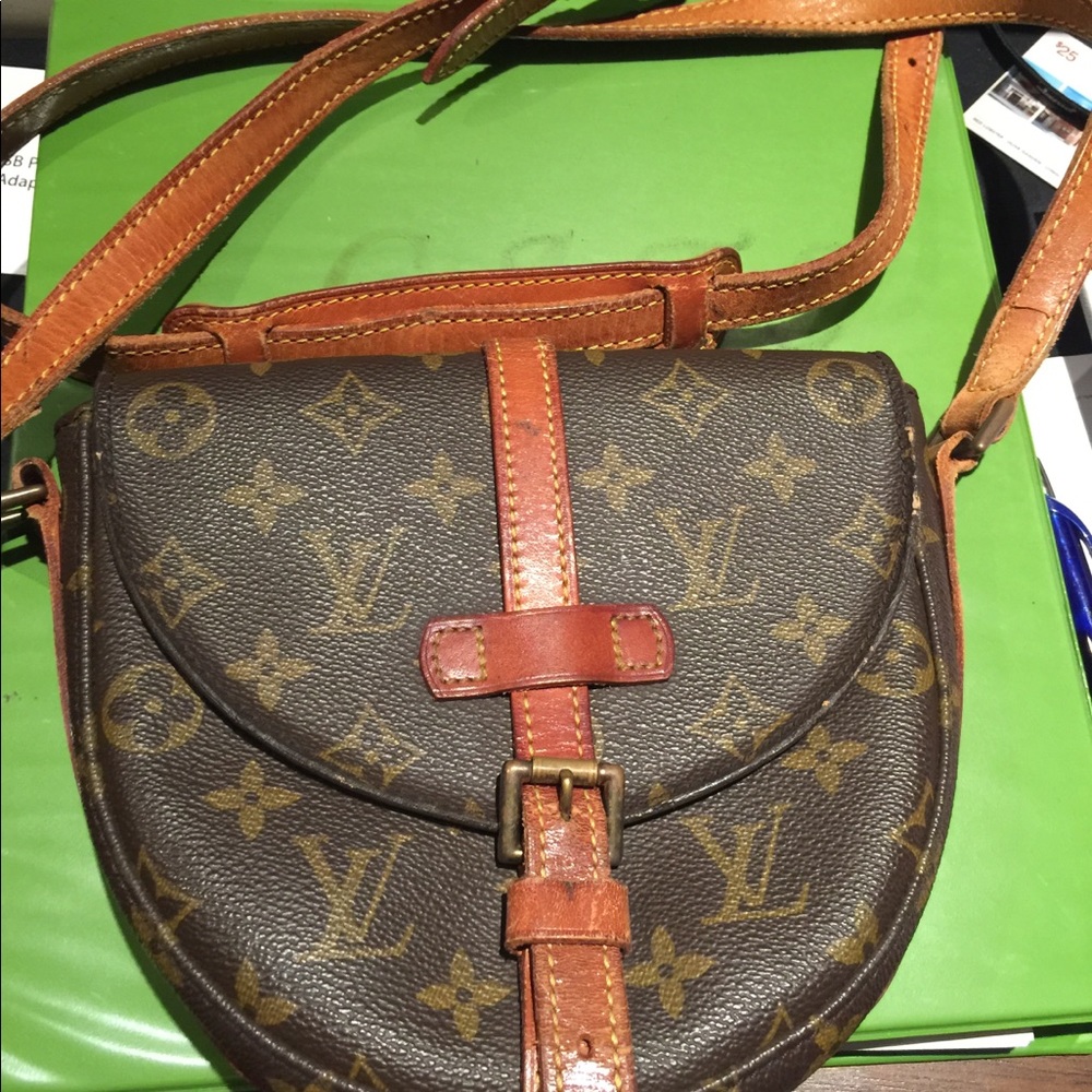 Authentic LV Chantilly Pm Shoulder bag.