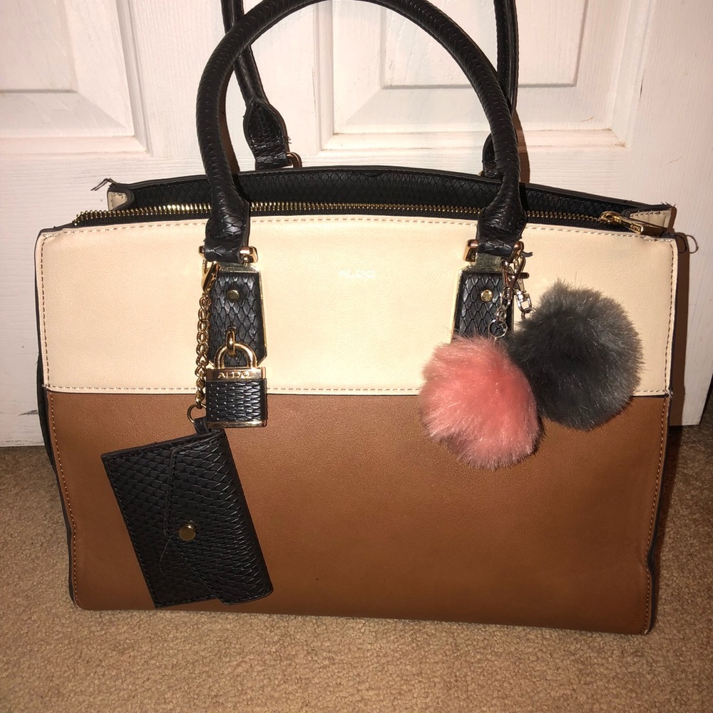 Aldo Retriever Tote bag