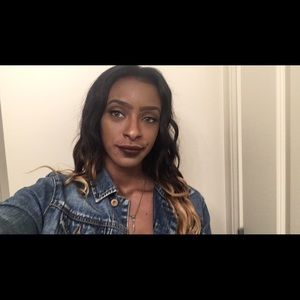 Meet your Posher, Stacy
