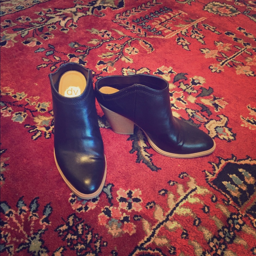 DV for target heeled booties