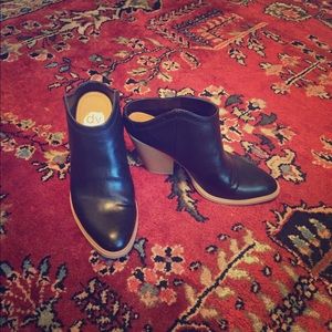 DV for target heeled booties