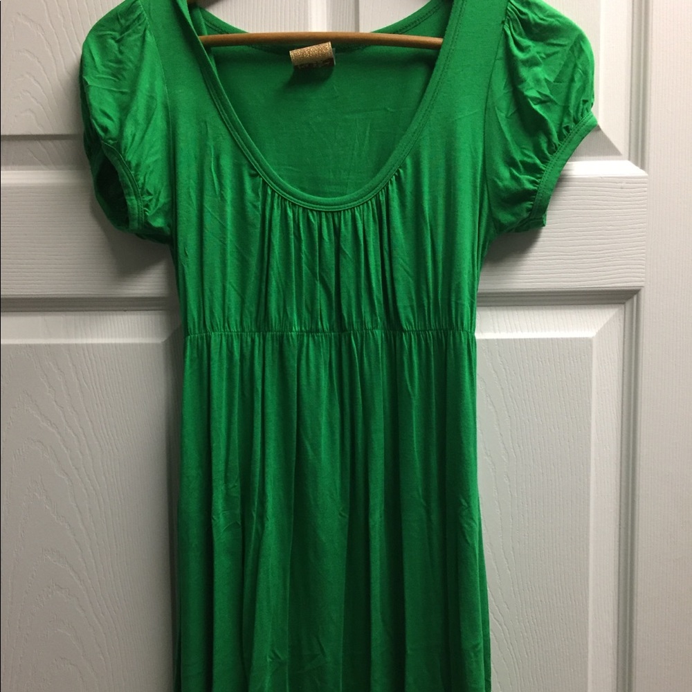 Karlie green tunic