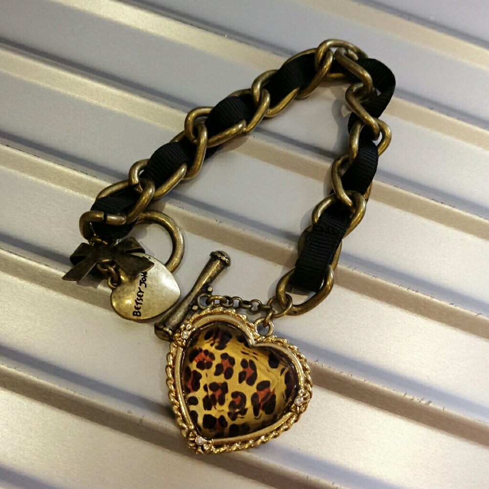 Betsey Johnson bracelet