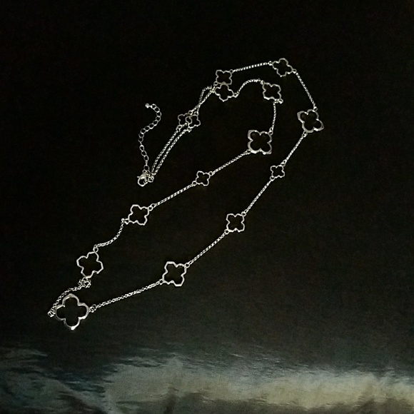 Long Necklace - Picture 4 of 4