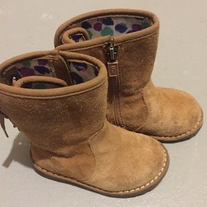 Toddler UGG Boots ~~ EUC ~~ Size 6