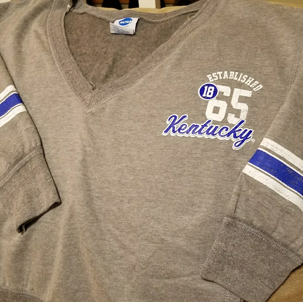 V neck Kentucky Sweatshirt