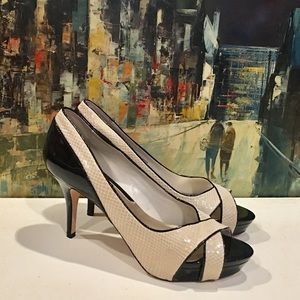 White House Black Market “ERIN” Platform Pumps