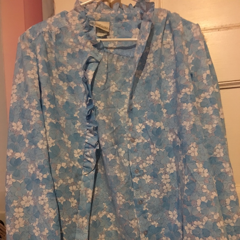 Beautiful 🌸 Flower Ladies Blouse