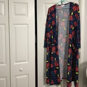 NWT LULAROE Sarah Cardigan Size M