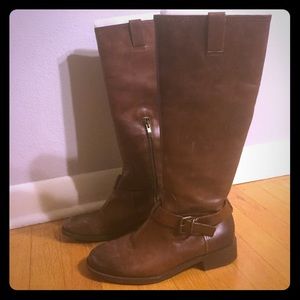 Vince Camuto Size 8 1/2 Boots