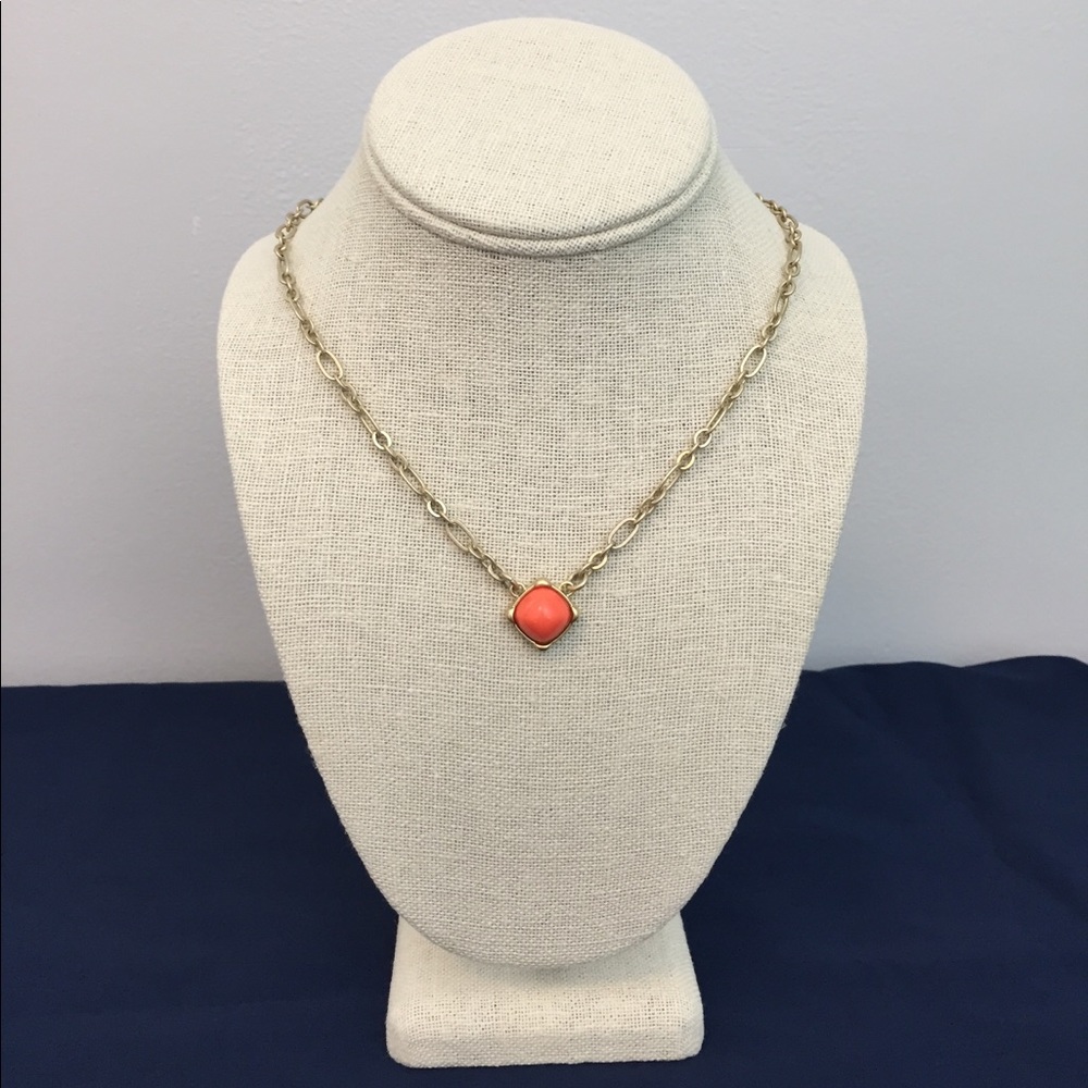 LIS SOPHIA Coral Necklace
