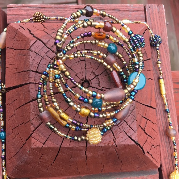 Jewelry - ABOUT COLOR Beaded Necklace and Bracelet Set