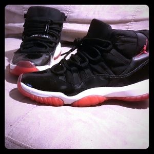Retro jordan 11s size 10