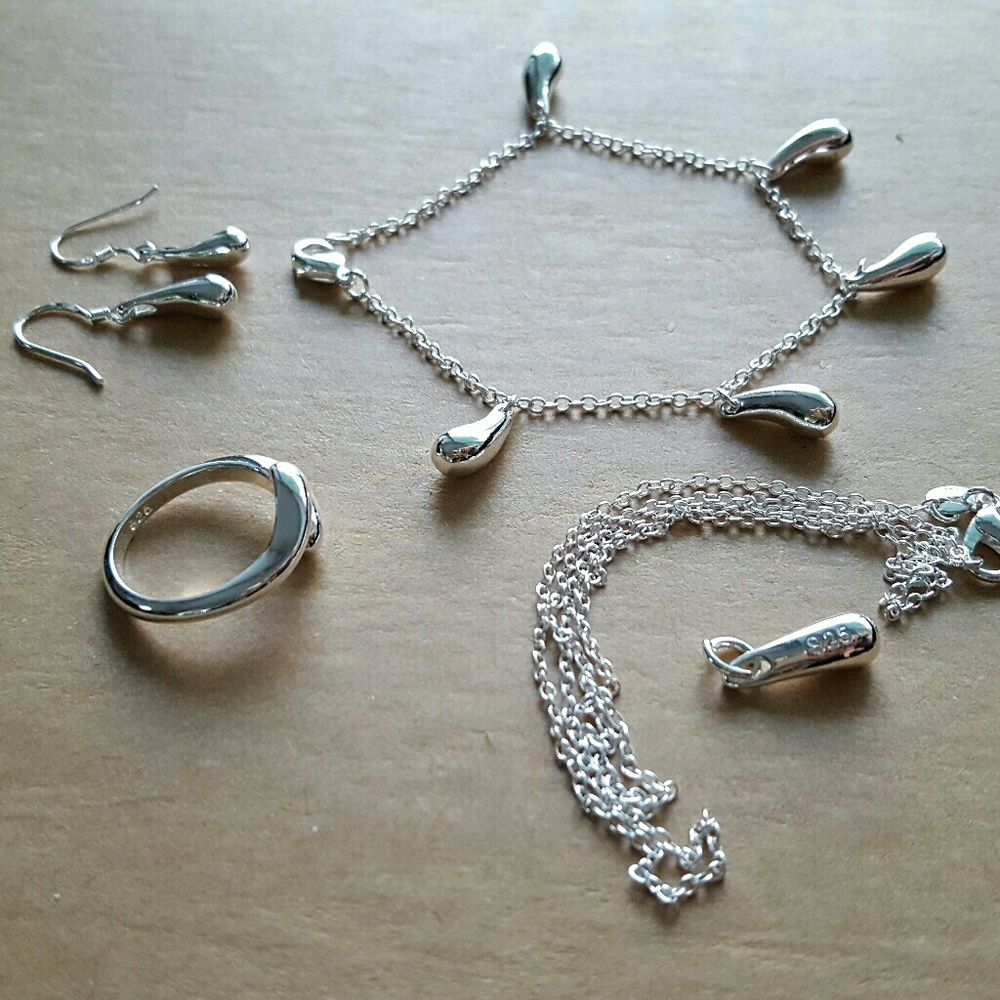 Teardrop Jewelry Set #2 - Picture 4 of 4