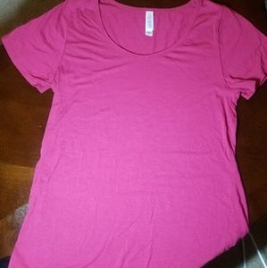 Fuschia New Lularoe Classic Tee