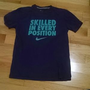 Nike mens shirt
