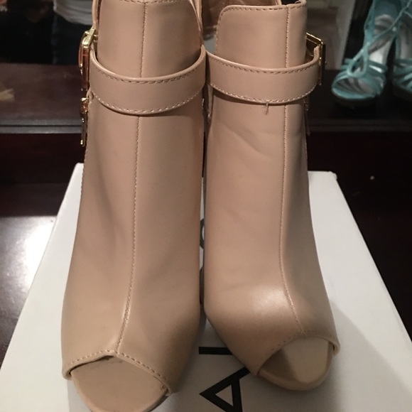 Peep Toe bootie - Picture 4 of 4