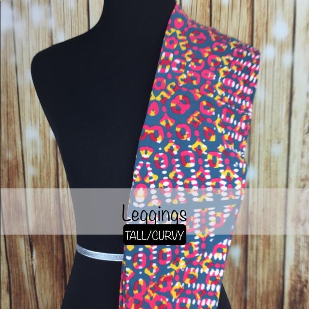 LuLaRoe Tall & Curvy TC Leggings! Brand NEW!