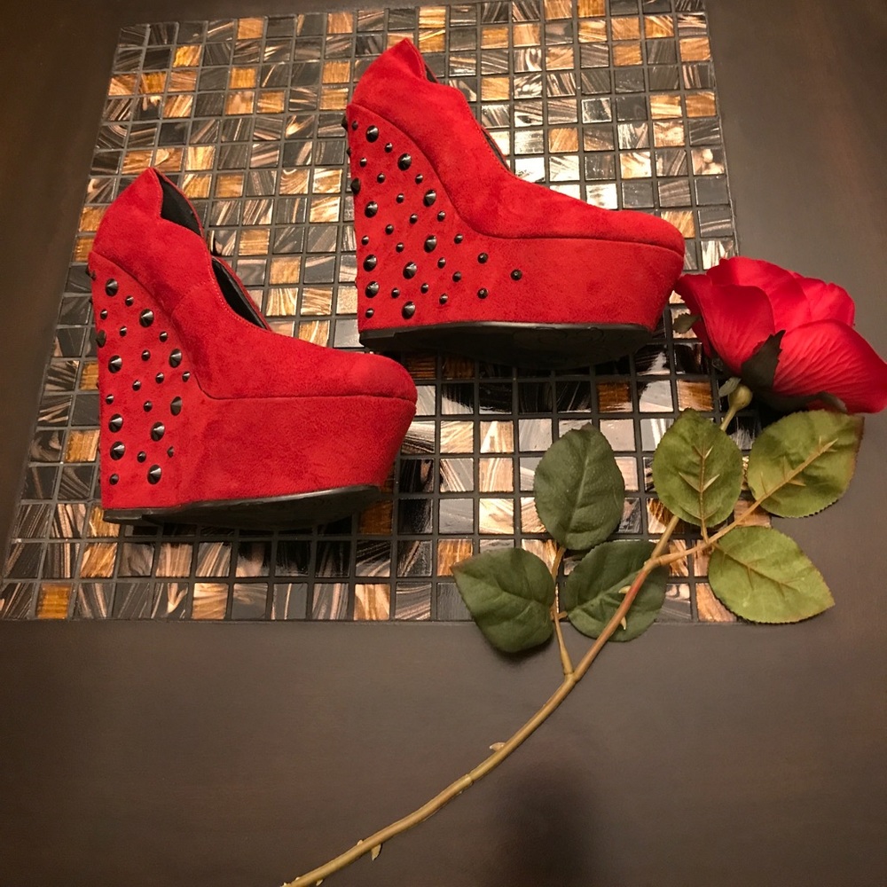 Red Wedged Heels